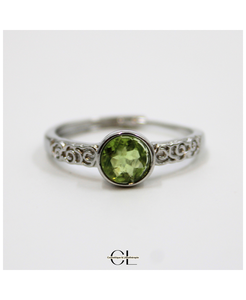 Bague en cuivre blanc ajustable facetté Péridot AA