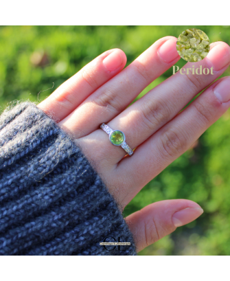 Bague en cuivre blanc ajustable facetté Péridot AA